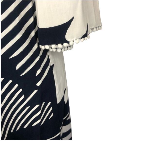 Crown & Ivy Navy Shift Dress 3/4 Sleeve 10 classic preppy Spring Floral chic - Picture 7 of 8